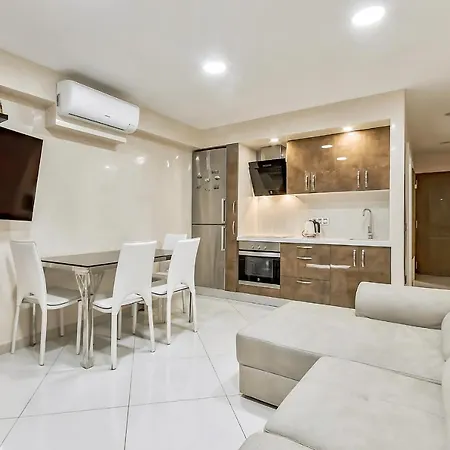 Appartement 217 Elegant Vina Del Mar Pool View, Parking, Ac