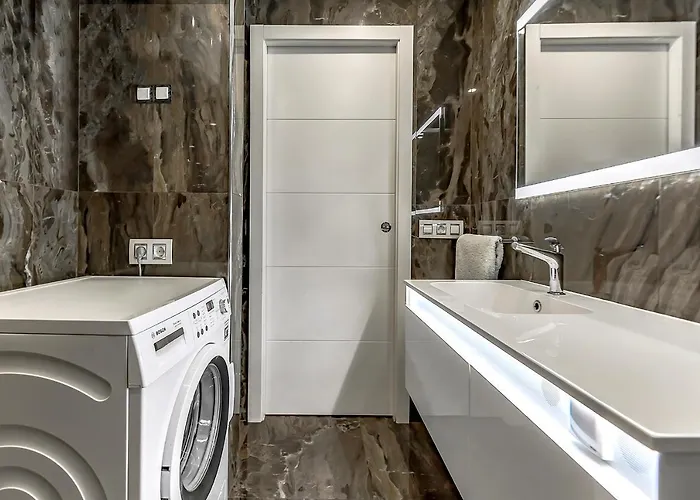 217 Elegant Viña Del Mar Pool View, Parking, Ac