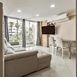 217 Elegant Vina Del Mar Pool View, Parking, Ac Apartment *